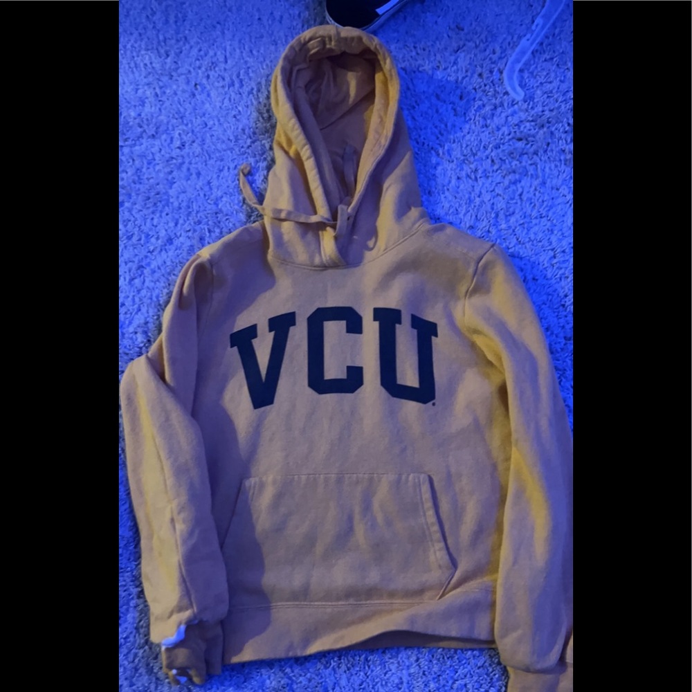 VCU sweatshirt